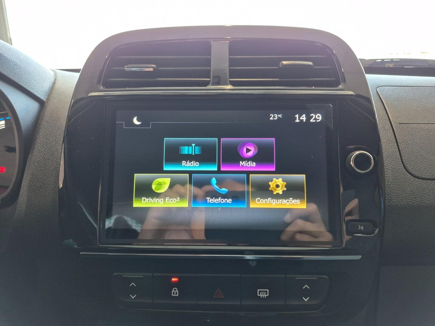 Renault Kwid 1.0 12V Sce Flex Intense Manual Renault Kwid 1.0 12V Sce Flex Intense Manual