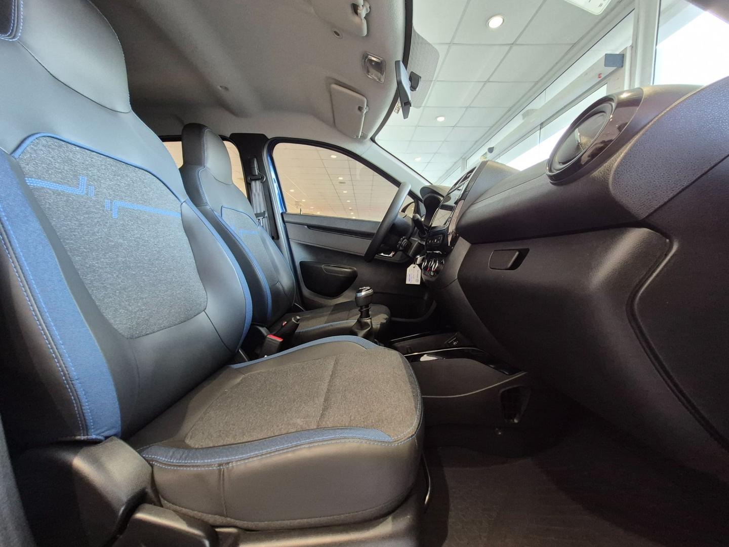 Renault Kwid 1.0 12V Sce Flex Intense Manual Renault Kwid 1.0 12V Sce Flex Intense Manual